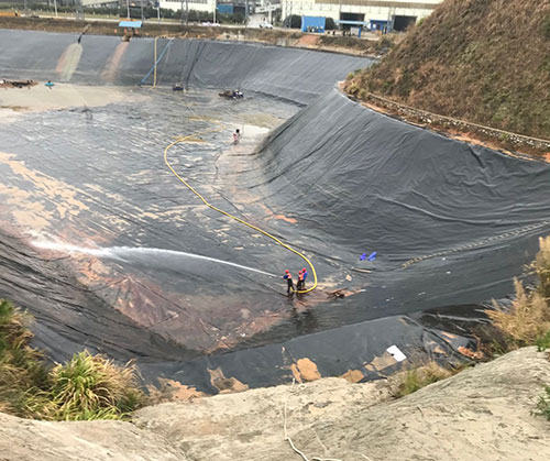 湟中废水池清理